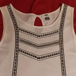 Sleeveless old Navy shirt